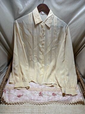 Vintage Peony Brand 100% Silk Ivory Blouse Size 42 Shanghai Cottagecore